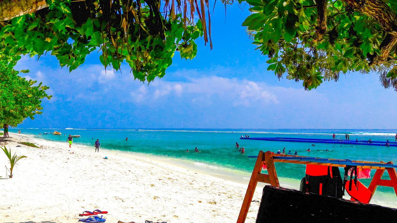 Seasunbeach Hotel Maldives Hulhumalé Buitenkant foto
