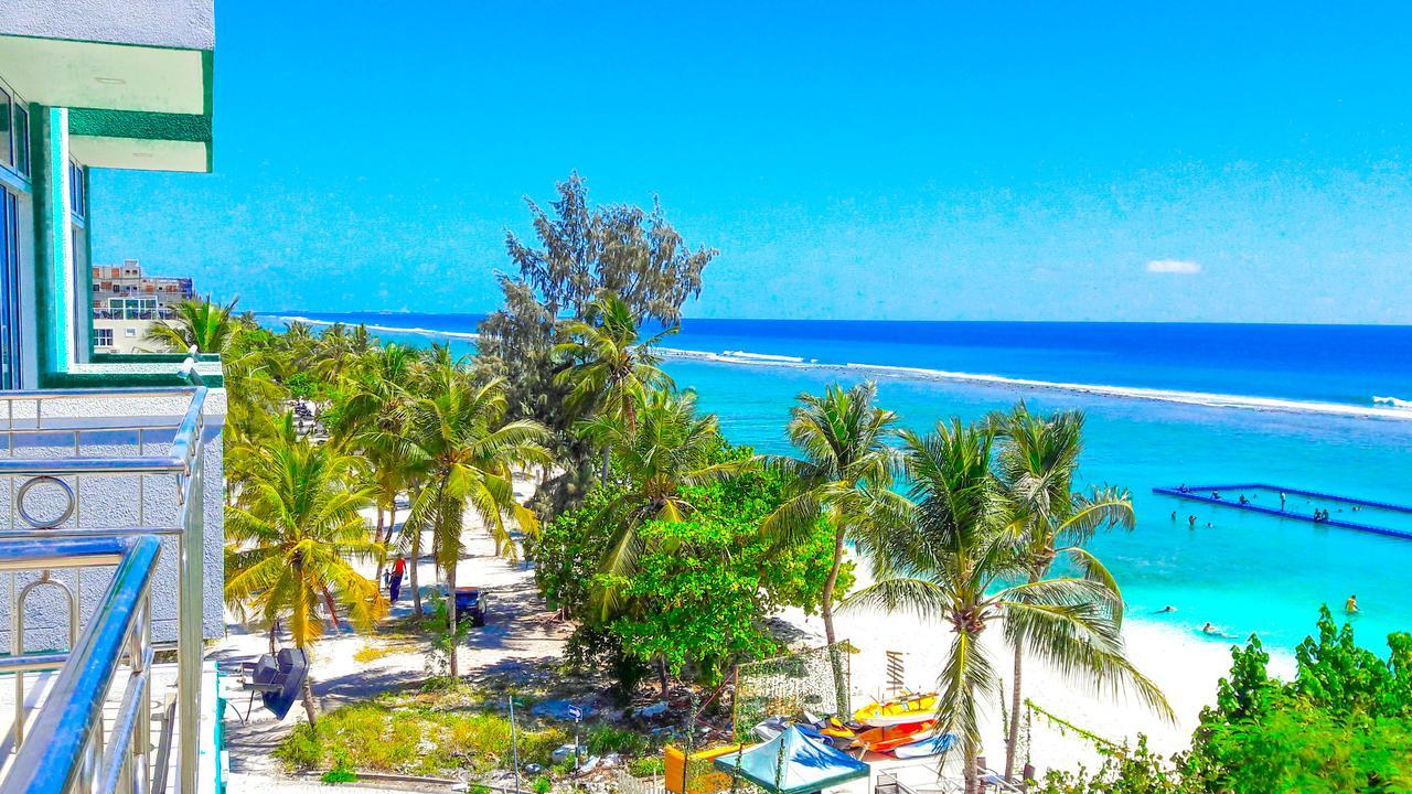 Seasunbeach Hotel Maldives Hulhumalé Buitenkant foto