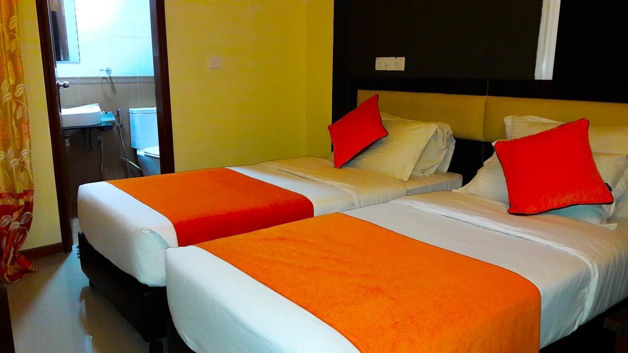 Seasunbeach Hotel Maldives Hulhumalé Buitenkant foto