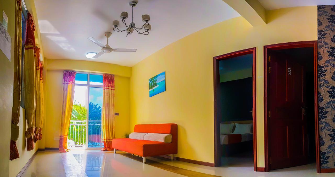 Seasunbeach Hotel Maldives Hulhumalé Buitenkant foto