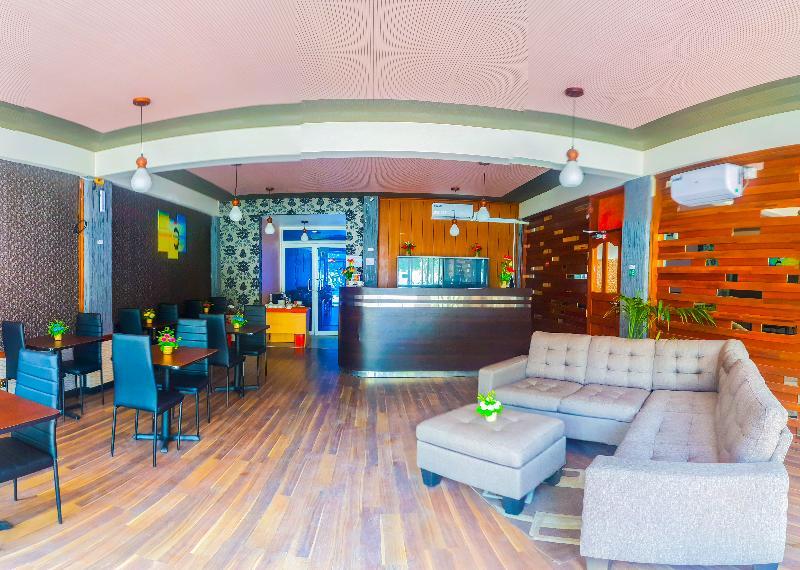 Seasunbeach Hotel Maldives Hulhumalé Buitenkant foto