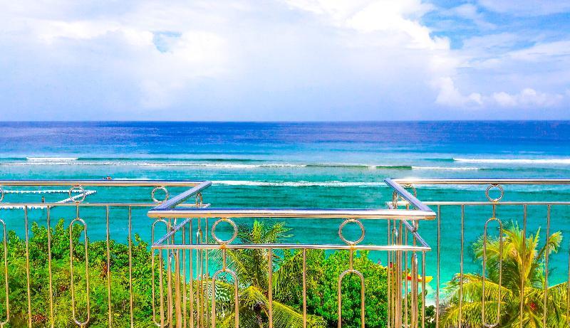 Seasunbeach Hotel Maldives Hulhumalé Buitenkant foto