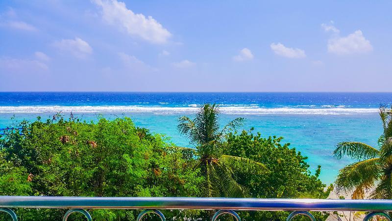 Seasunbeach Hotel Maldives Hulhumalé Buitenkant foto